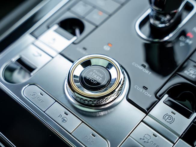 BENTLEY Continental GT Photo 25