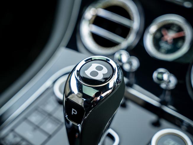 BENTLEY Continental GT Photo 26
