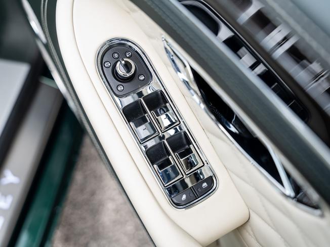 BENTLEY Continental GT Photo 28