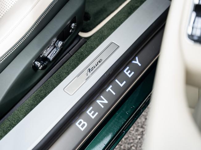 BENTLEY Continental GT Photo 34