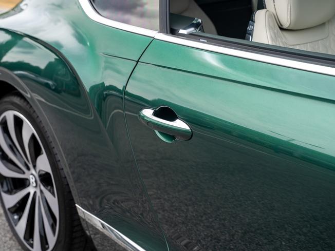 BENTLEY Continental GT Photo 38