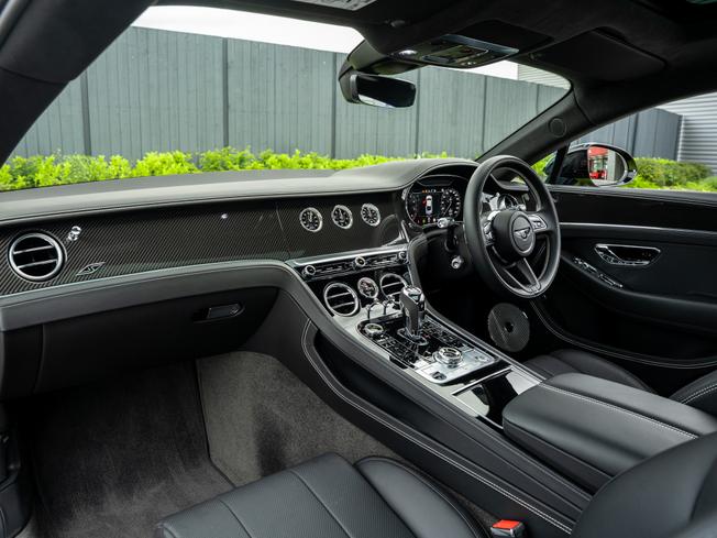 BENTLEY Continental Photo 2