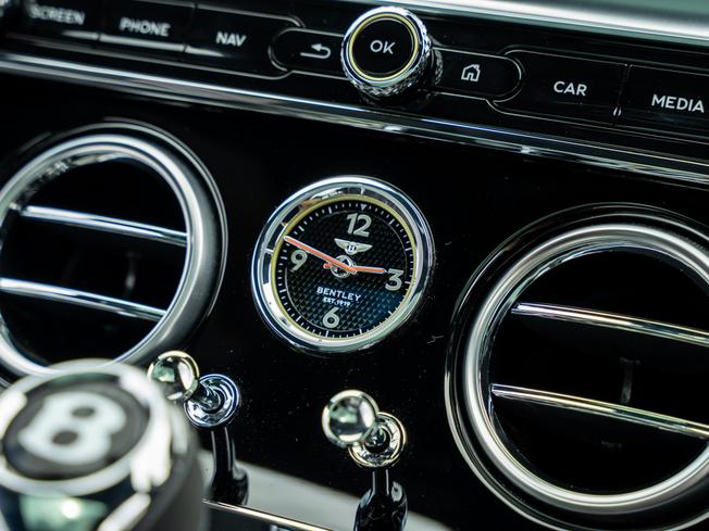BENTLEY Continental Photo 28