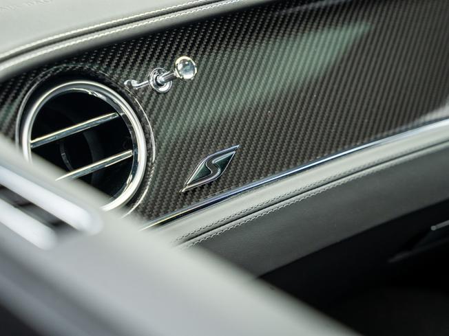 BENTLEY Continental Photo 37
