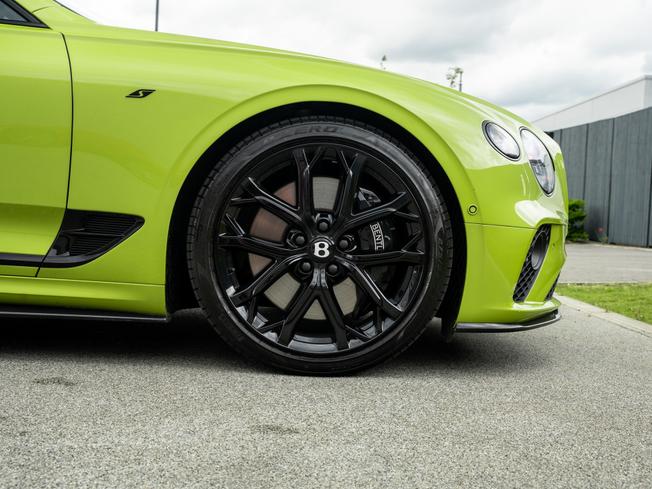 BENTLEY Continental Photo 6