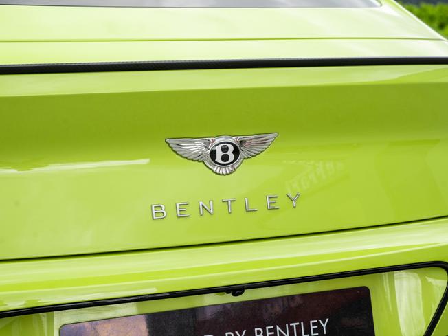 BENTLEY Continental Photo 8