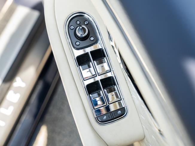 BENTLEY Continental GT Photo 30