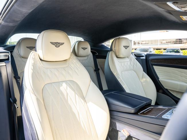 BENTLEY Continental GT Photo 21
