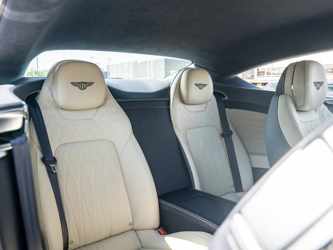 BENTLEY Continental GT Photo 24
