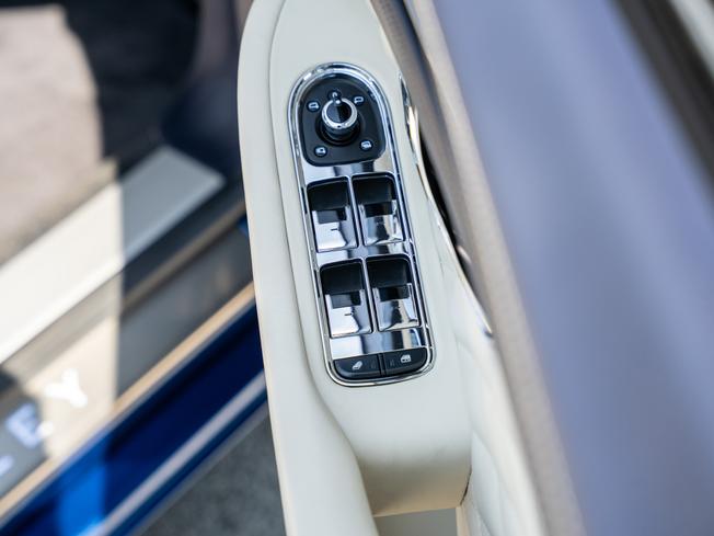 BENTLEY Continental GT Photo 29