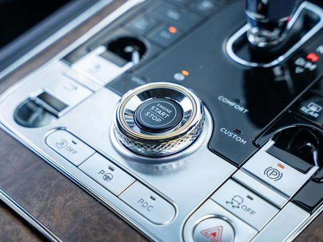 BENTLEY Continental GT Photo 30
