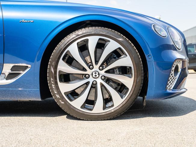 BENTLEY Continental GT Photo 6