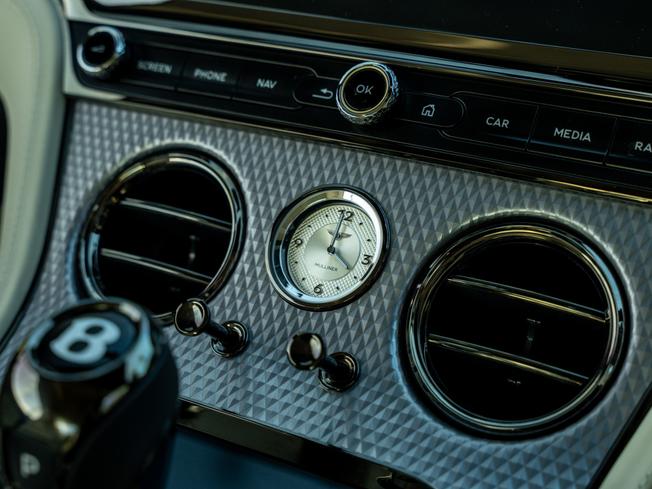 BENTLEY Continental Photo 29