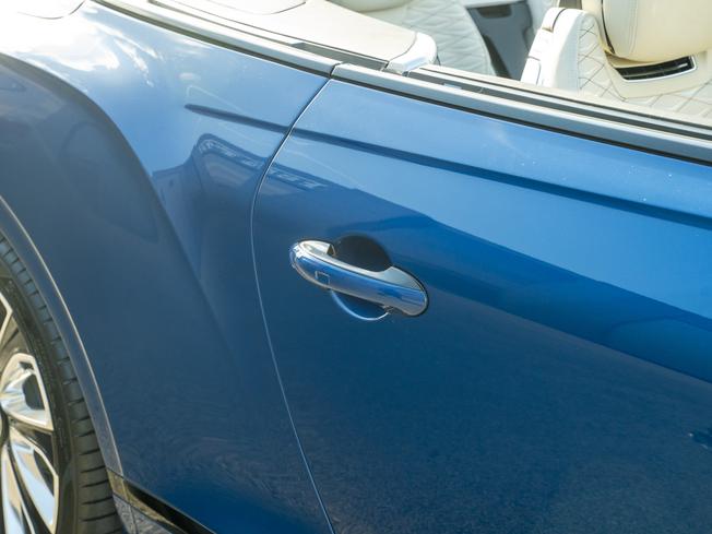 BENTLEY Continental Photo 37