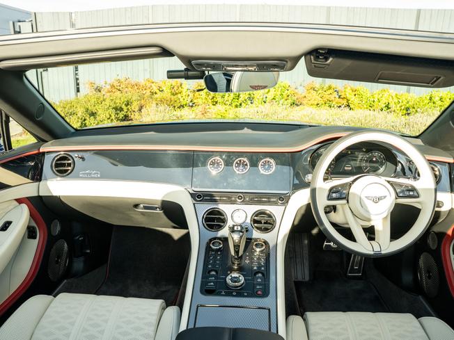 BENTLEY Continental Photo 4