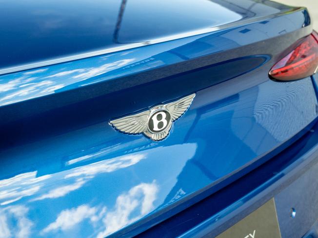 BENTLEY Continental Photo 8