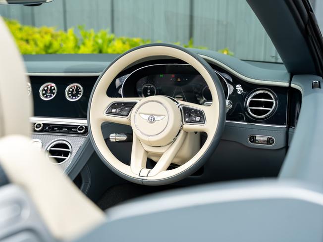 BENTLEY Continental Photo 20
