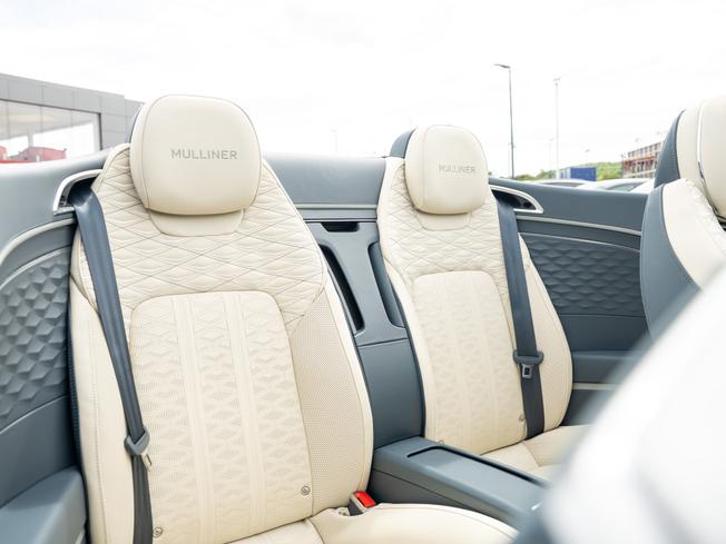 BENTLEY Continental Photo 22