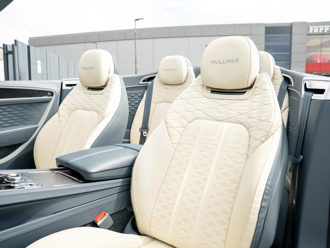 BENTLEY Continental Photo 24