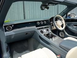 BENTLEY Continental Photo 3