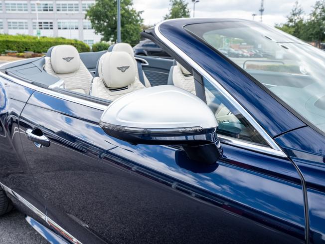 BENTLEY Continental GTC Photo 28