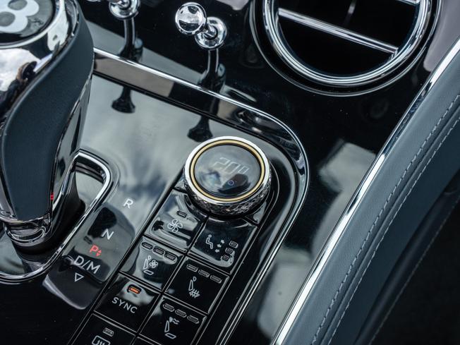 BENTLEY Continental GTC Photo 29