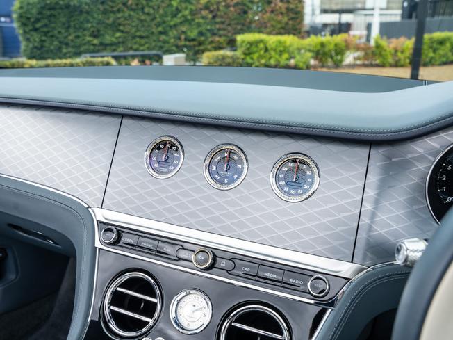 BENTLEY Continental GTC Photo 30