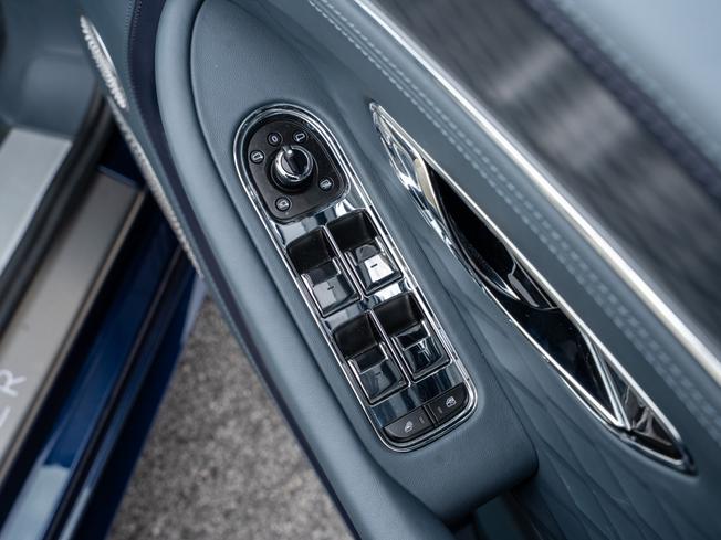 BENTLEY Continental GTC Photo 35