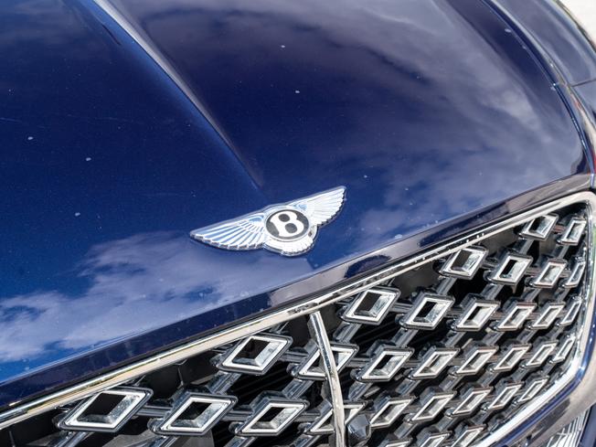BENTLEY Continental GTC Photo 39