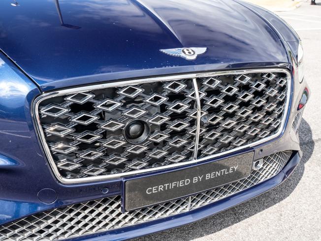 BENTLEY Continental GTC Photo 40
