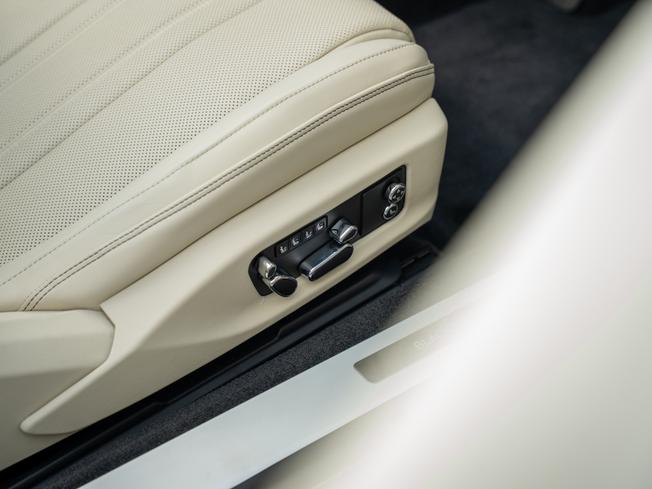 BENTLEY Continental Photo 28
