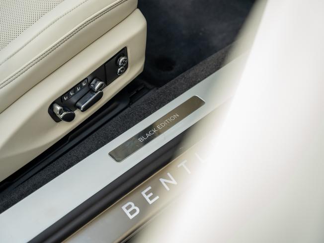 BENTLEY Continental Photo 29