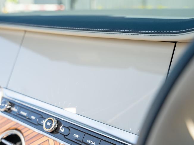 BENTLEY Continental Photo 35