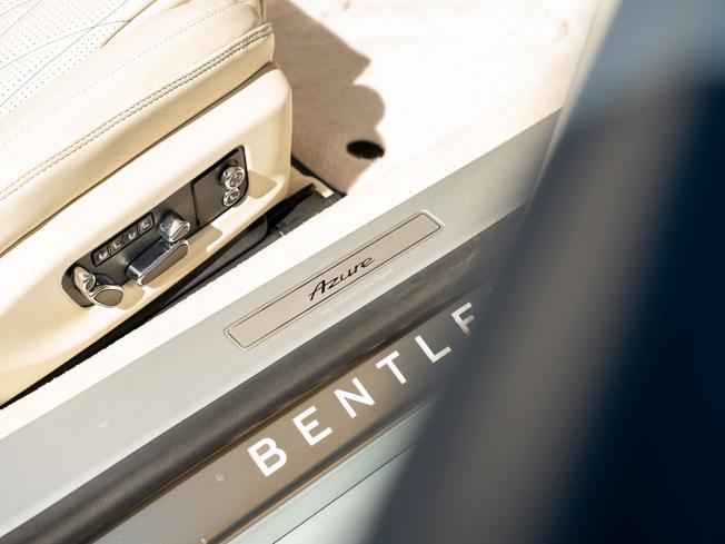 BENTLEY Continental Photo 37