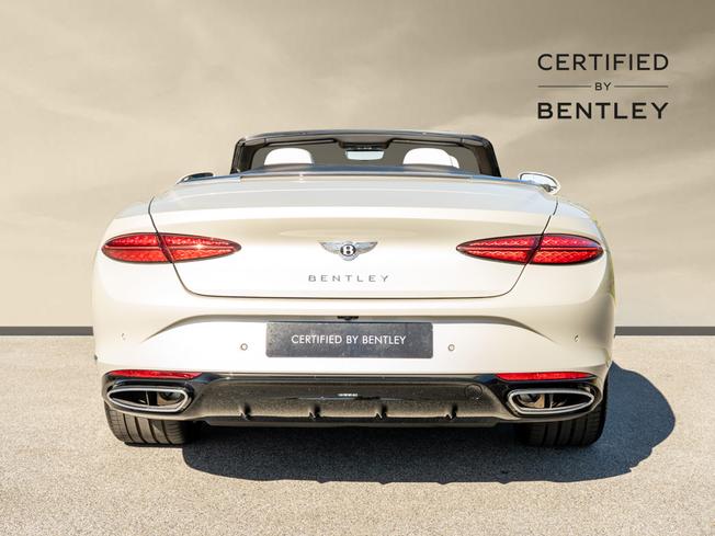 BENTLEY Continental GTC Photo 20