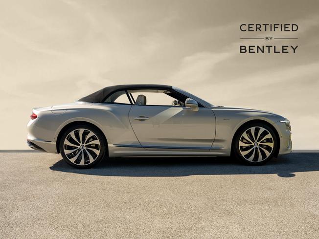 BENTLEY Continental GTC Photo 8