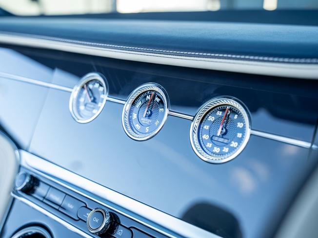 BENTLEY Continental GTC Photo 31