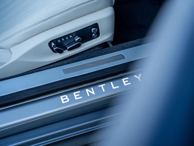 BENTLEY Continental GTC Photo 36