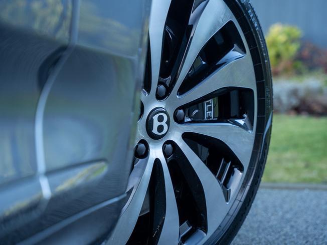 BENTLEY Continental GTC Photo 9
