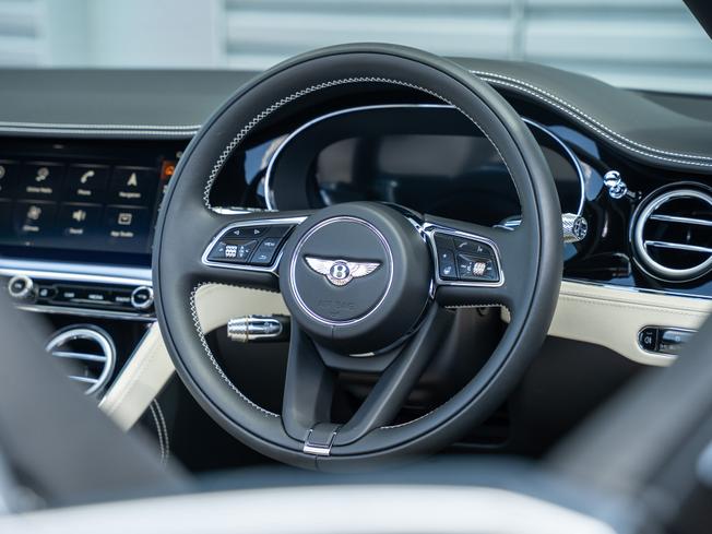 BENTLEY Continental Photo 12