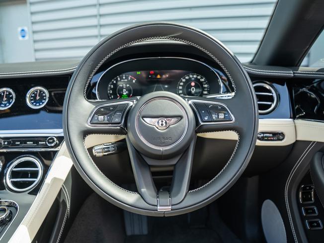 BENTLEY Continental Photo 20