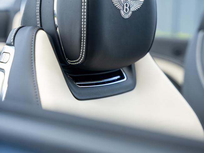 BENTLEY Continental Photo 26