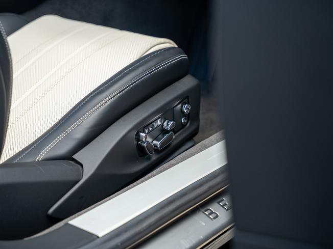 BENTLEY Continental Photo 34