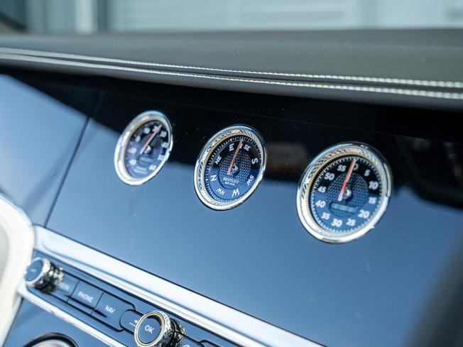 BENTLEY Continental Photo 35