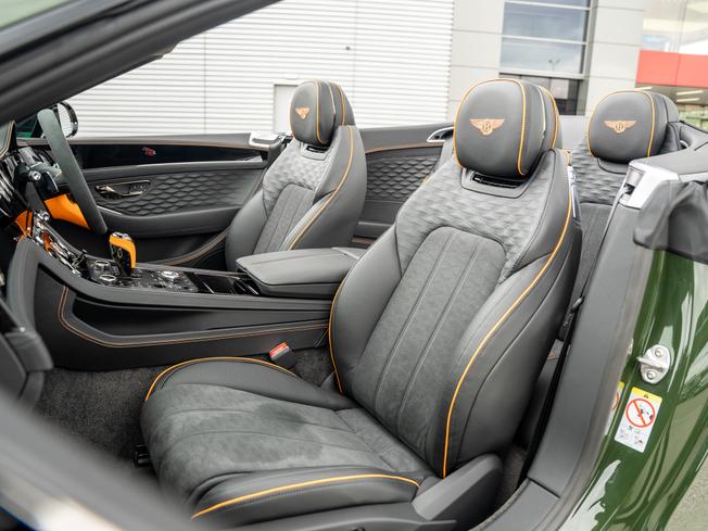 BENTLEY Continental Photo 23