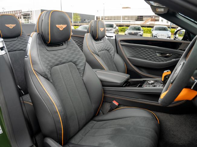 BENTLEY Continental Photo 25