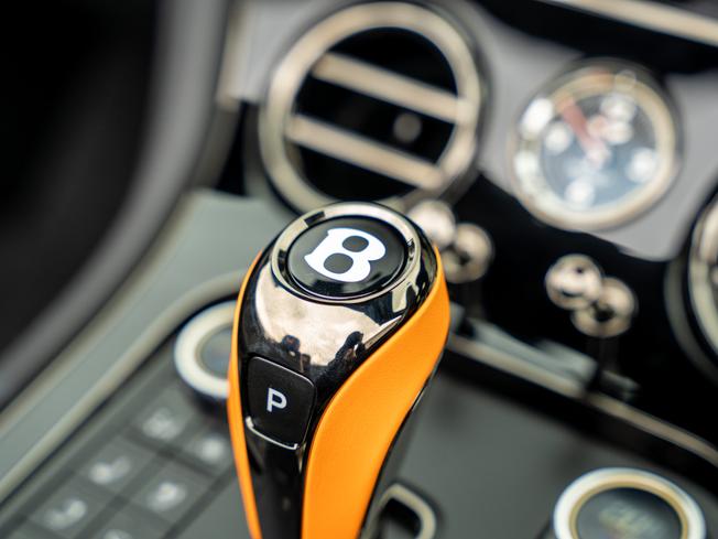 BENTLEY Continental Photo 31