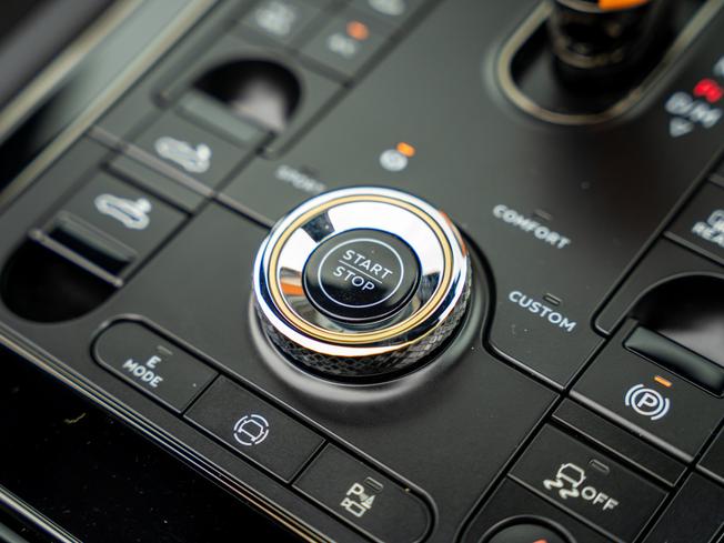 BENTLEY Continental Photo 32