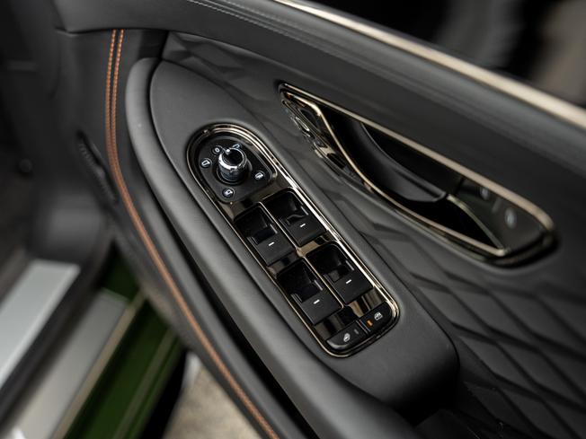 BENTLEY Continental Photo 37