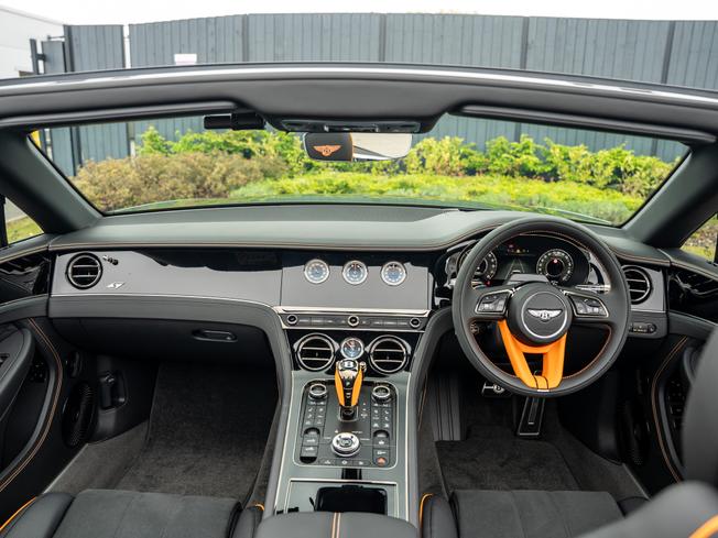 BENTLEY Continental Photo 6